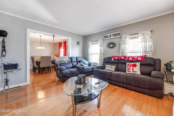 Union Beach, NJ 07735,233 Broadway