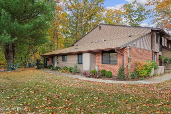 40 Ellsworth Court, Red Bank, NJ 07701