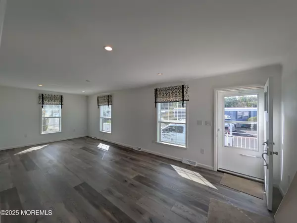 Toms River, NJ 08755,1422 Nature Way