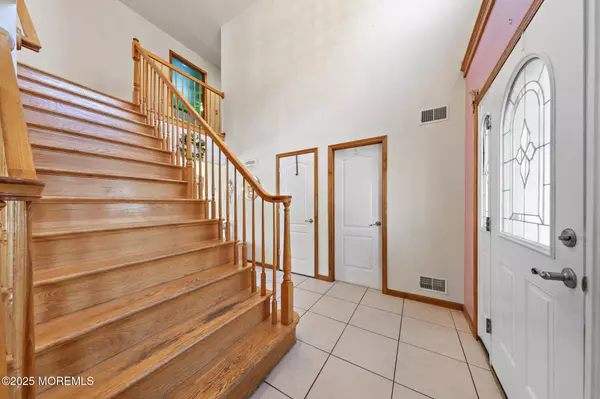 Bayville, NJ 08721,453 Andrew Avenue