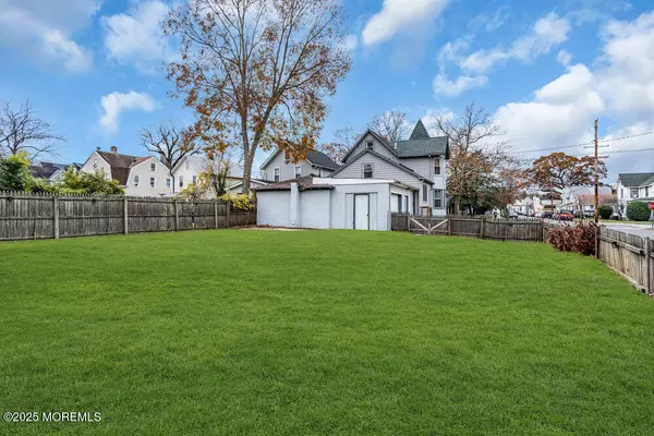 Red Bank, NJ 07701,159 Bridge Avenue