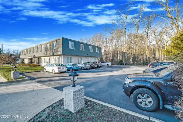 Ocean Twp, NJ 07712,1405 35 #201-7