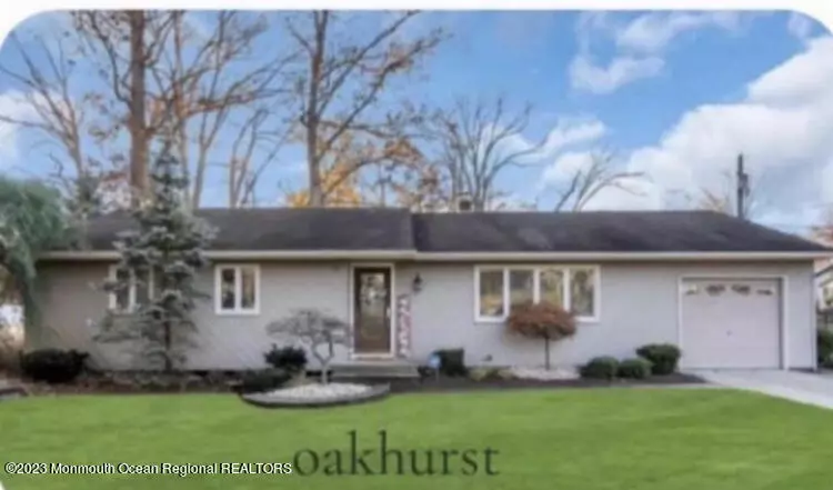 Oakhurst, NJ 07755,128 Whalepond Road