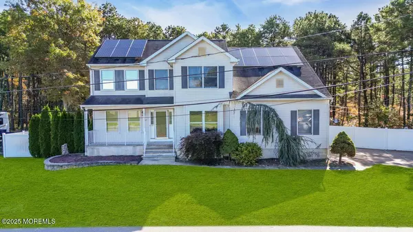 Beachwood, NJ 08722,1617 Berkeley Avenue