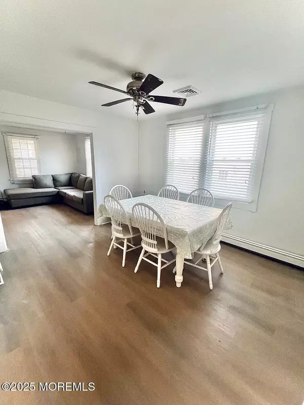 Ocean Gate, NJ 08740,546 E Bayview Avenue