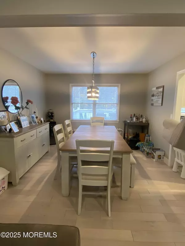 Matawan, NJ 07747,11 Walnut Court