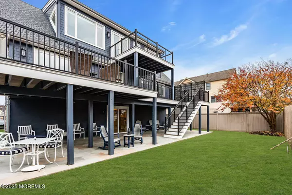 Highlands, NJ 07732,10 Waterwitch Avenue