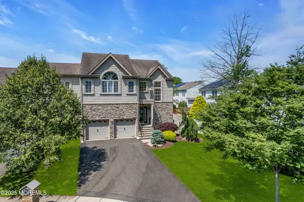 Marlboro, NJ 07746,118 Pelican Court