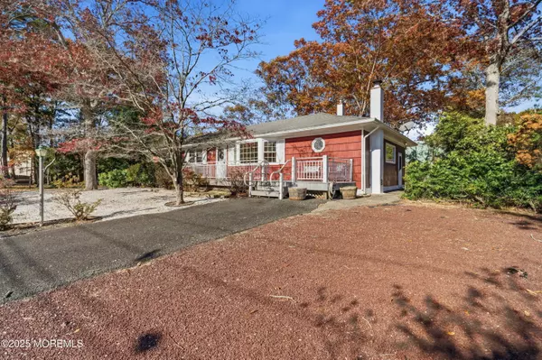 218 Holly Avenue, West Creek, NJ 08092