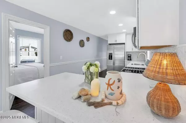 Belmar, NJ 07719,639 Redmond Avenue