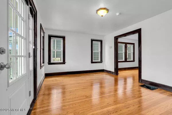 Bradley Beach, NJ 07720,407 Newark Avenue #1