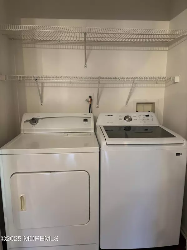 Howell, NJ 07731,11 Fiddlers Elbow Court