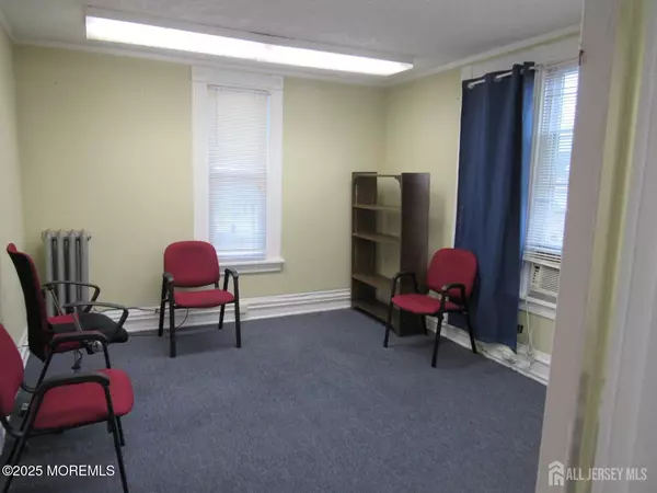 Monroe, NJ 08831,623 Georges Road #2B