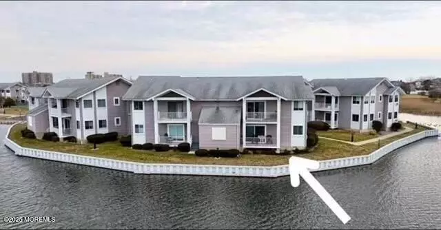 50 Valentine Street #22A, Monmouth Beach, NJ 07750