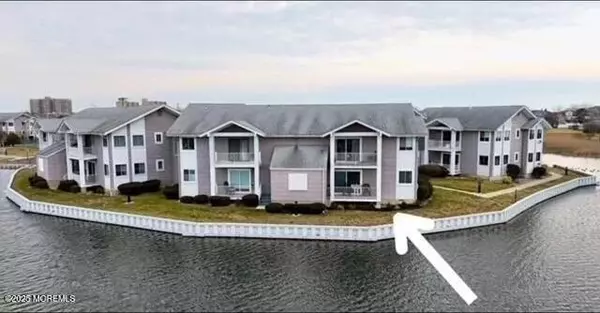 50 Valentine Street #22A, Monmouth Beach, NJ 07750