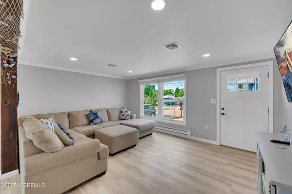 Brick, NJ 08723,8 Navarra Drive