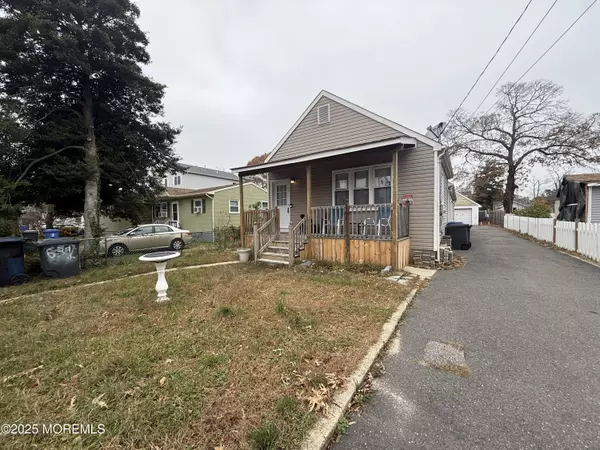631 Mckinley Avenue, Toms River, NJ 08753
