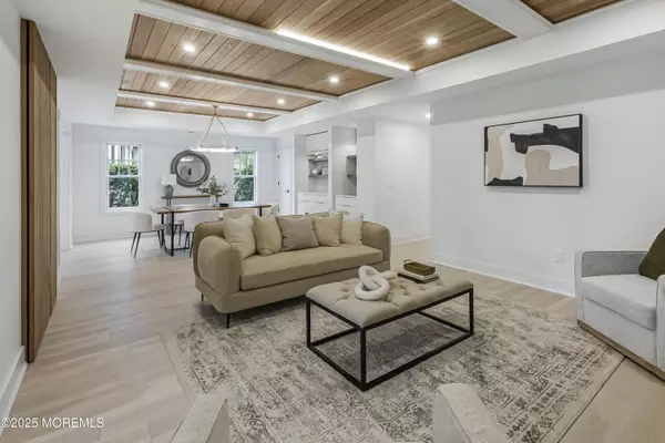 Loch Arbour Village, NJ 07711,205 Edgemont Drive #1