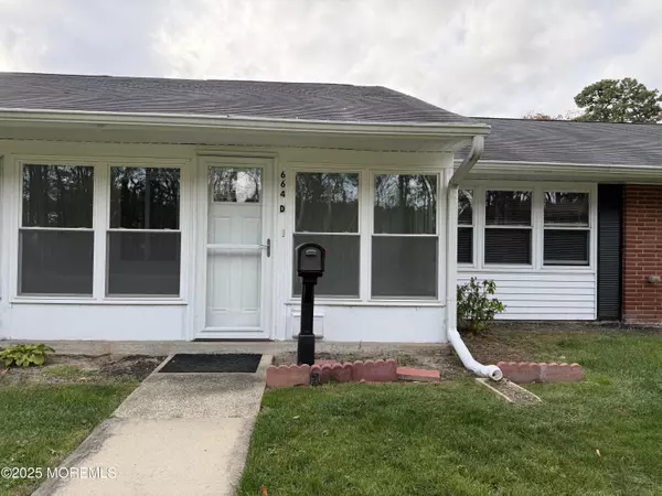 664 Plymouth, Lakewood, NJ 08701