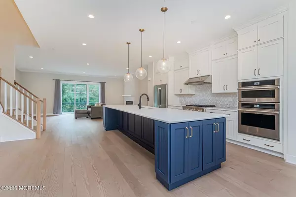 Middletown, NJ 07748,22 Edmund Way