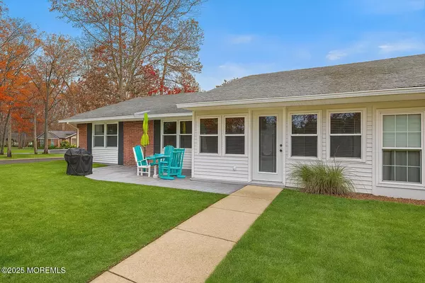 486 Thornbury Court, Lakewood, NJ 08701