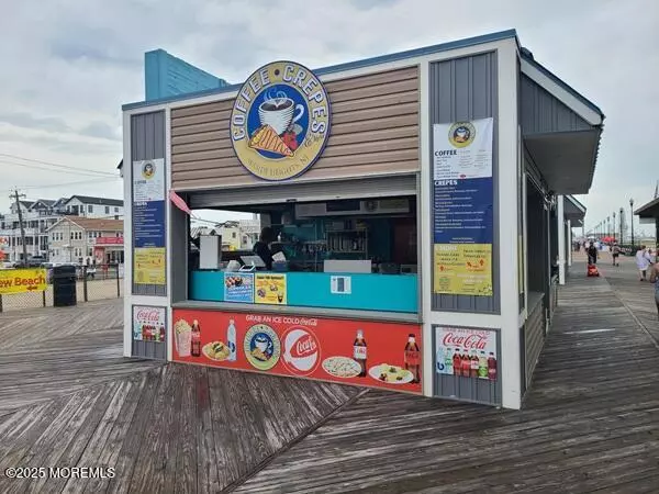 Seaside Heights, NJ 08751,4 Ocean Terrace