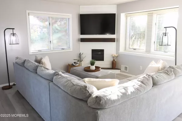 Toms River, NJ 08753,657 Ellicott Avenue ##101