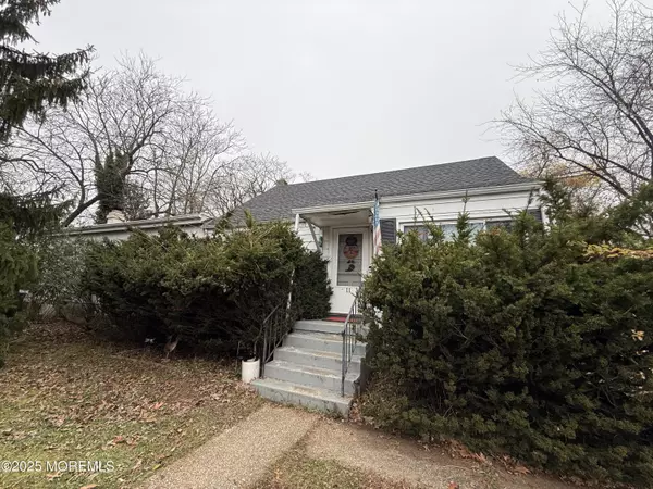 Eatontown, NJ 07724,11 Schuber Place