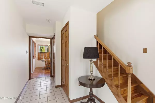 Lanoka Harbor, NJ 08734,109 Foxhollow Drive