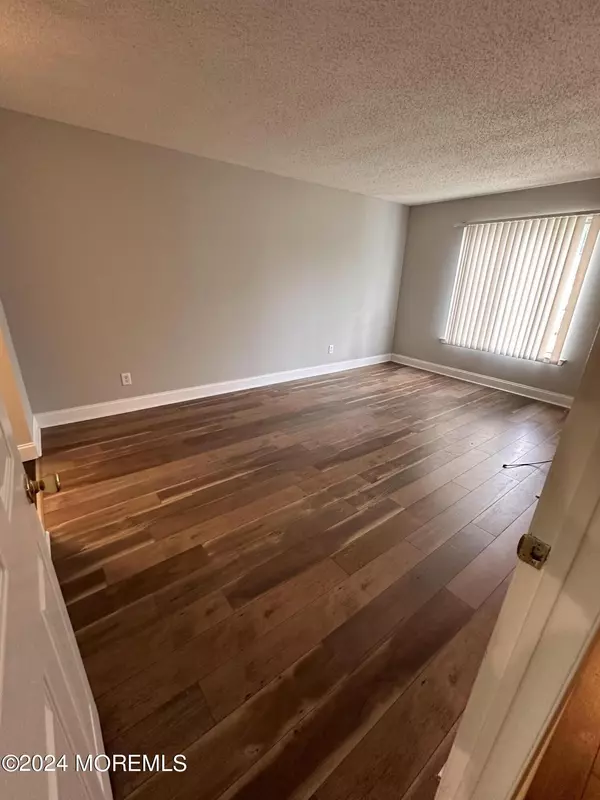 Freehold, NJ 07728,88 Greenwood Drive