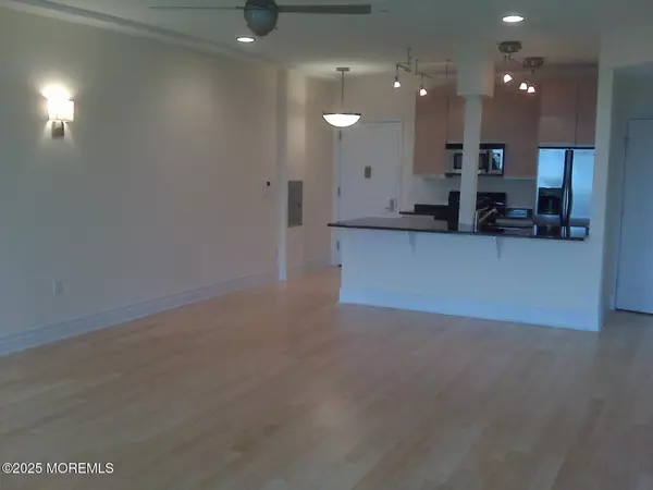 Asbury Park, NJ 07712,300 Emory Street #PH503