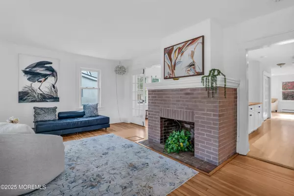 Red Bank, NJ 07701,81 Pinckney Road