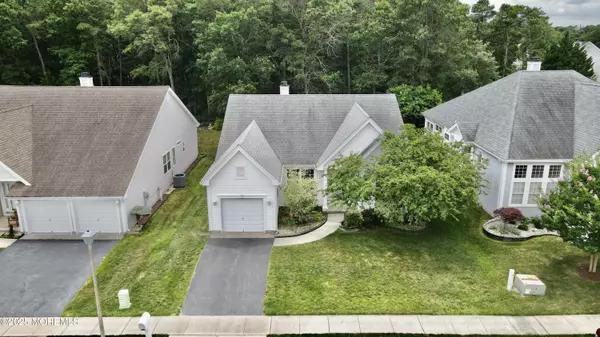 Barnegat, NJ 08005,18 Valley Stream Place