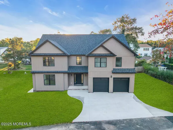 2123 Dumont Terrace, Wall, NJ 07719