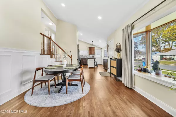 Colonia, NJ 07067,99 Cameo Place