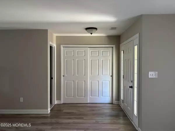 Howell, NJ 07731,248 Larchwood Court