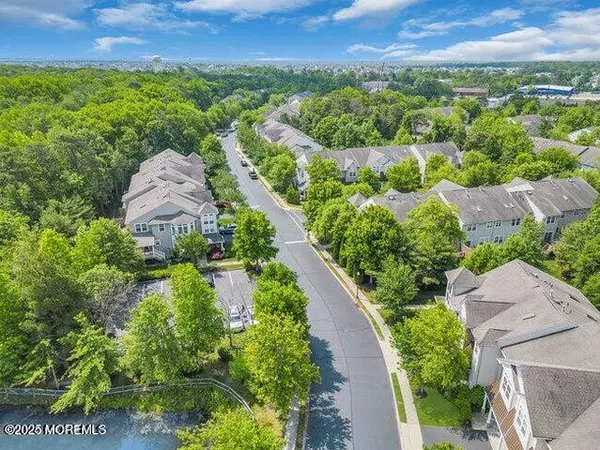 Manahawkin, NJ 08050,77 Windward Drive