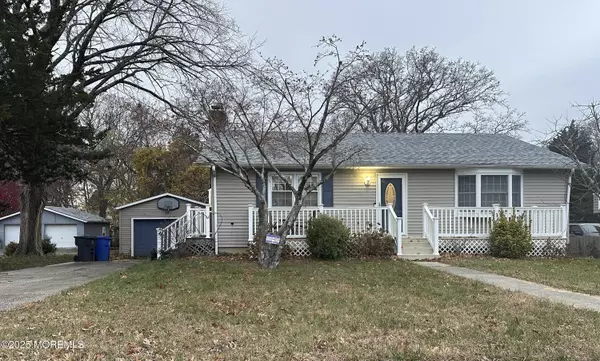 546 Princess Court, Toms River, NJ 08753