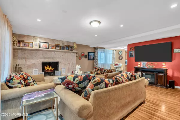 Keansburg, NJ 07734,39 Oceanview Avenue