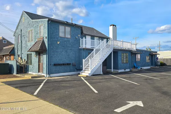1605 Grand Central Avenue #1, Lavallette, NJ 08735