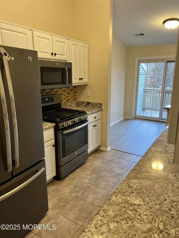 Monmouth Junction, NJ 08852,6143 Cedar Court