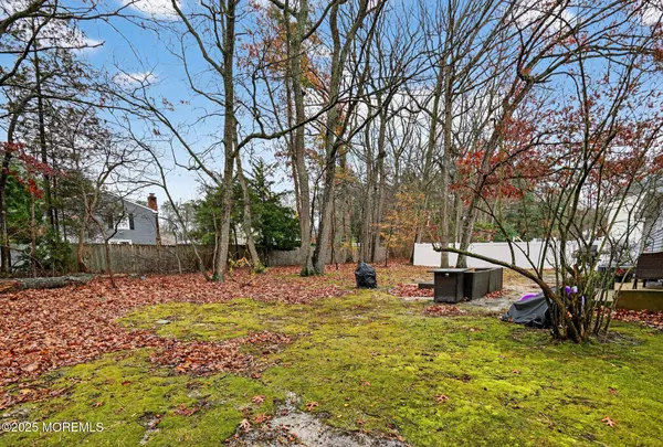 Howell, NJ 07731,3 Timberline Drive