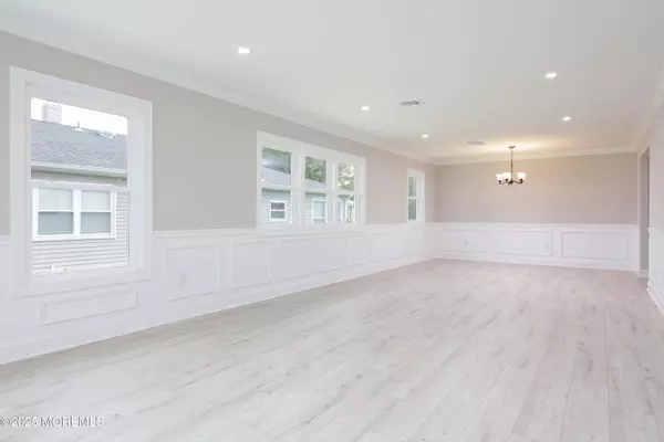 Toms River, NJ 08757,48 Harrington Drive S