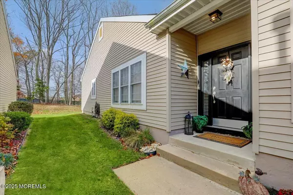 Jackson, NJ 08527,44 Merion Lane