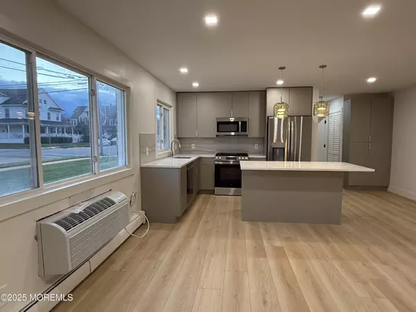 Belmar, NJ 07719,1 Ocean Avenue #47