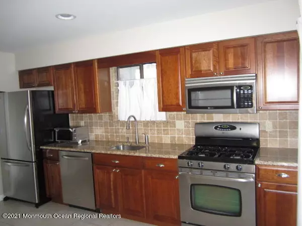 Ocean Twp, NJ 07712,101 Cotswold Circle