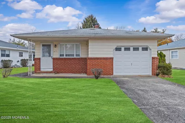 106 Fort De France Avenue, Berkeley, NJ 08721