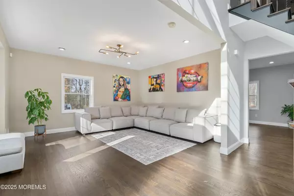 North Brunswick, NJ 08902,1515 Sherwood Boulevard