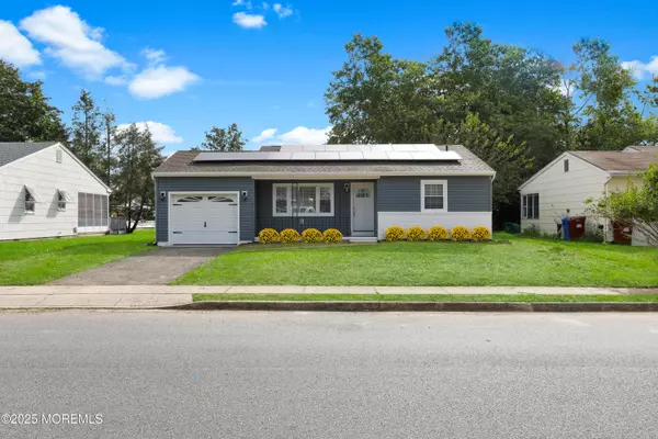 Toms River, NJ 08757,75 Brakenbury Drive