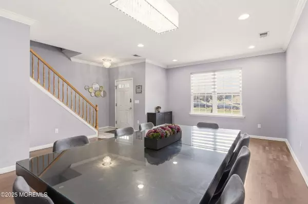 Lakewood, NJ 08701,182 Coles Way